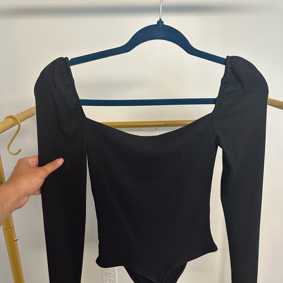 ARITZIA WILFRED BLACK SQUARE NECK BODYSUIT ELEVATED BASICS SIZE S - Picture 6 of 6